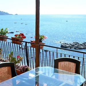Teocle Giardini-Naxos